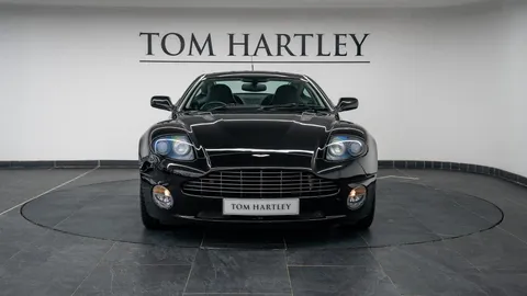 Aston Martin Vanquish S 2