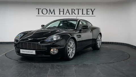 Aston Martin Vanquish S 3