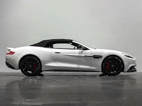 Aston Martin Vanquish Volante Carbon White 3