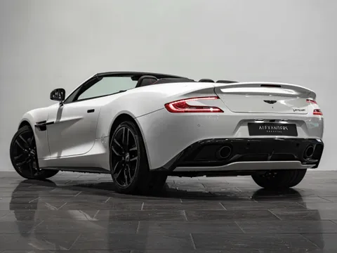 Aston Martin Vanquish Volante Carbon White 5