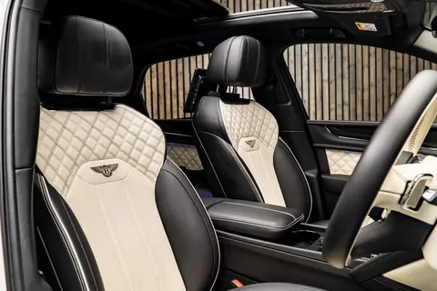 Bentley Bentayga V8 First Edition 2