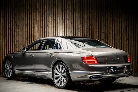 Bentley Flying Spur W12 First Edition 3