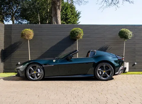 Ferrari 12Cilindri Spider 4