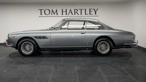 Ferrari 330 GT 2+2 Series II 4