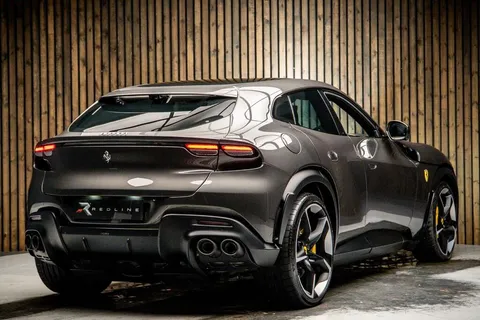 Ferrari Purosangue 4