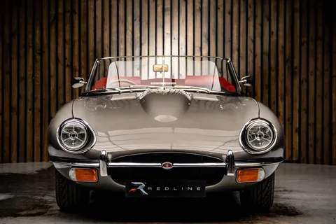 Jaguar E-Type Series 2 Roadster 5