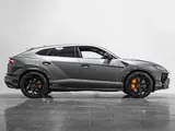 Lamborghini Urus Performante thumbnail