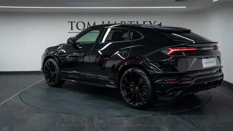Lamborghini Urus S 5