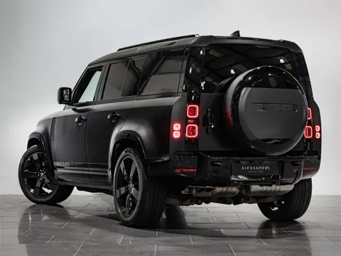 Land Rover Defender 110 Hard Top X-Dynamic HSE D350 4