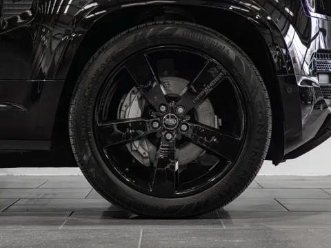 Land Rover Defender 110 X-Dynamic HSE D350 3