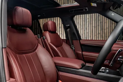 Land Rover Range Rover D350 HSE 2