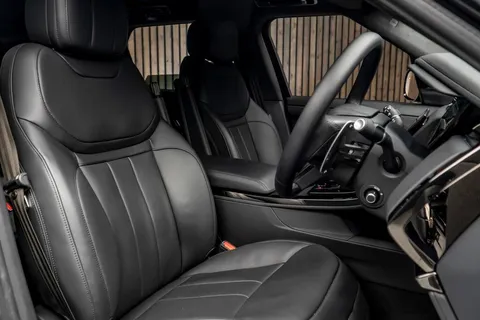 Land Rover Range Rover Sport D300 Autobiography 2