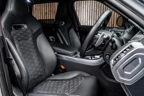 Land Rover Range Rover Sport SVR 2