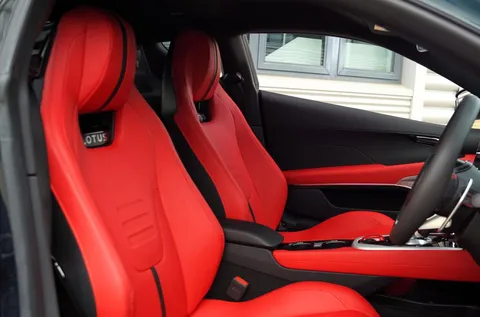 Lotus Emira Turbo First Edition 4