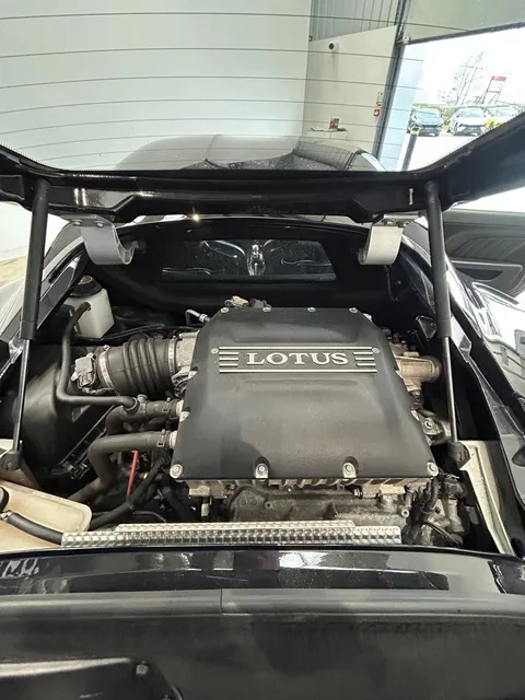 Lotus Evora 400 5