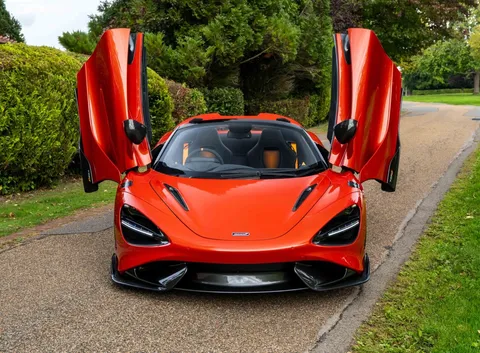 McLaren 765LT Spider 4