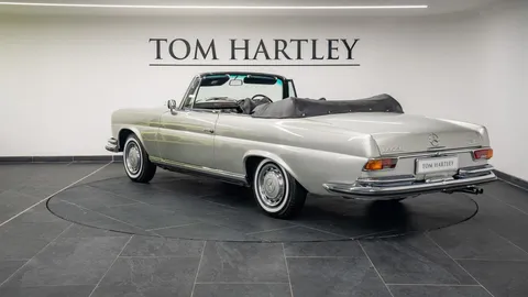 Mercedes-Benz 280 SE 3.5 Cabriolet 5