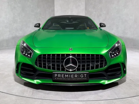 Mercedes-Benz AMG GT R 2