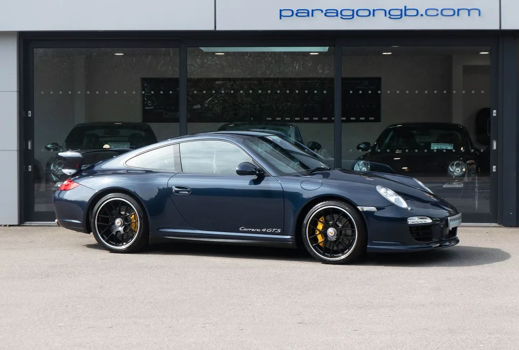 Porsche 911 Carrera 4 GTS for sale — main photo