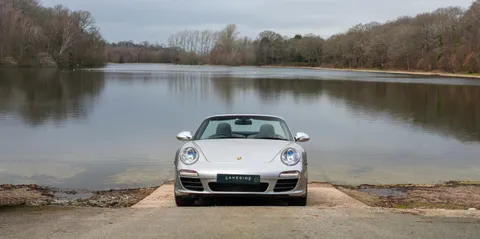 Porsche 911 Carrera 4S Cabriolet 2