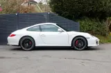 Porsche 911 Carrera 4S thumbnail