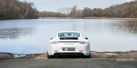 Porsche 911 Carrera GTS 5