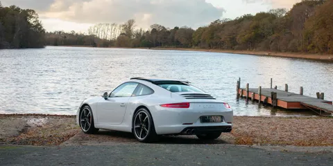 Porsche 911 Carrera S 4
