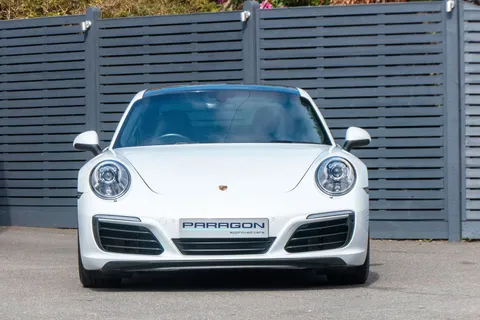 Porsche 911 Carrera 4