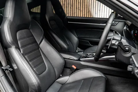 Porsche 911 Turbo S 2