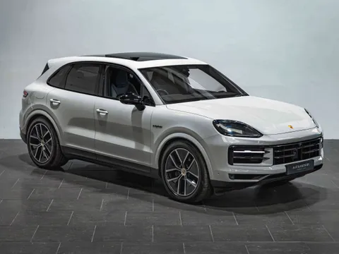 Porsche Cayenne E-Hybrid 5
