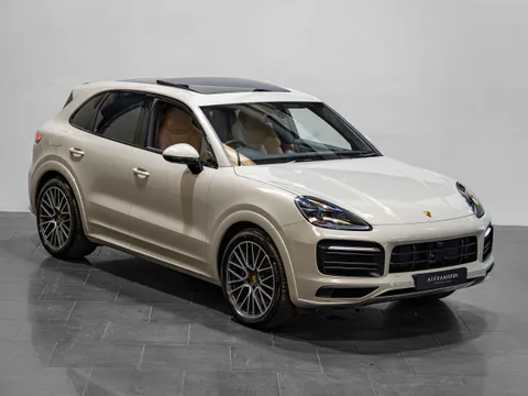 Porsche Cayenne GTS 5
