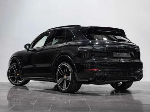 Porsche Cayenne GTS 2