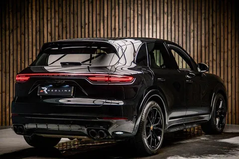 Porsche Cayenne GTS 4