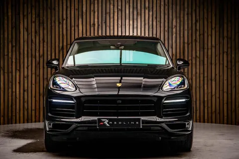 Porsche Cayenne GTS 5