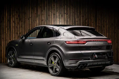 Porsche Cayenne Turbo S E-Hybrid 3