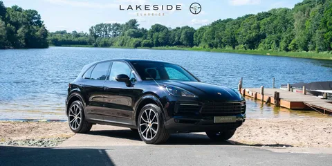 Porsche Cayenne 1