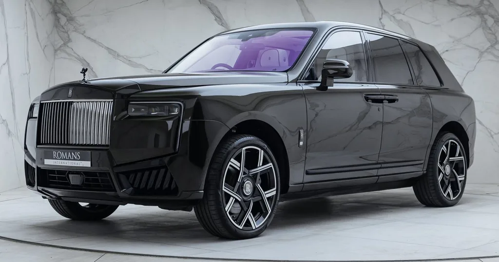 Rolls-Royce Cullinan Series II Black Badge for sale — main photo