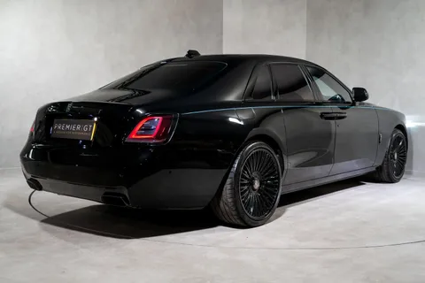 Rolls-Royce Ghost Black Badge 4